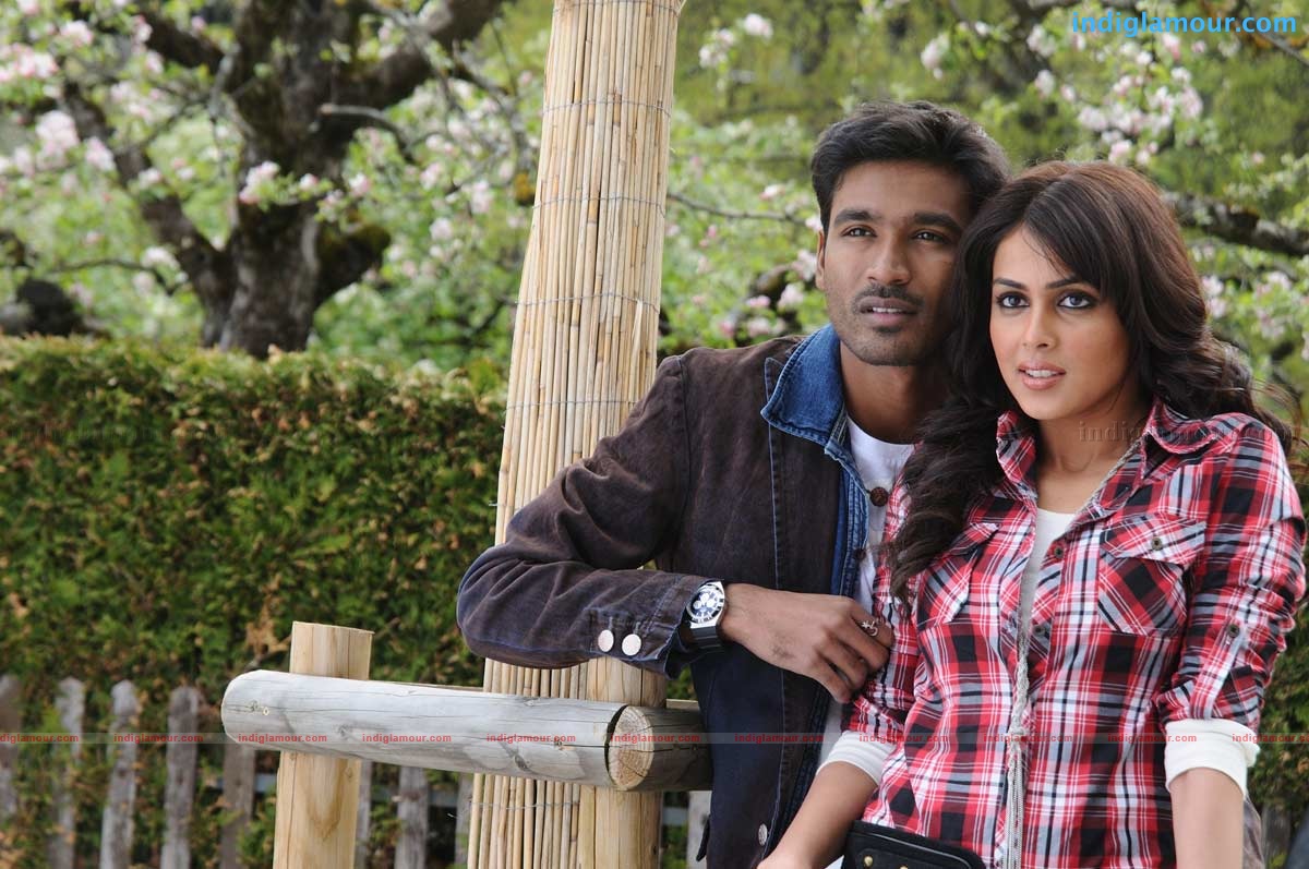 Uthama Puthiran Movie hd photo