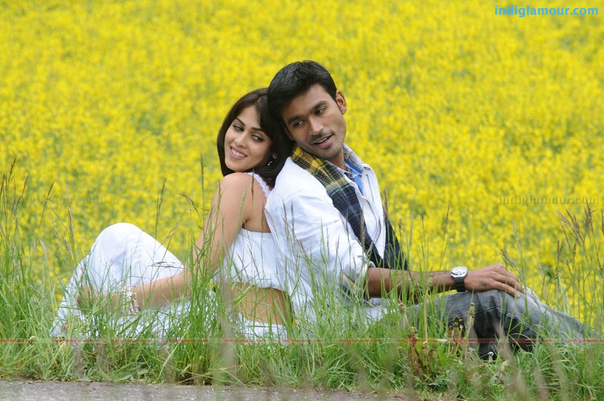 Uthama Puthiran Movie hd photo