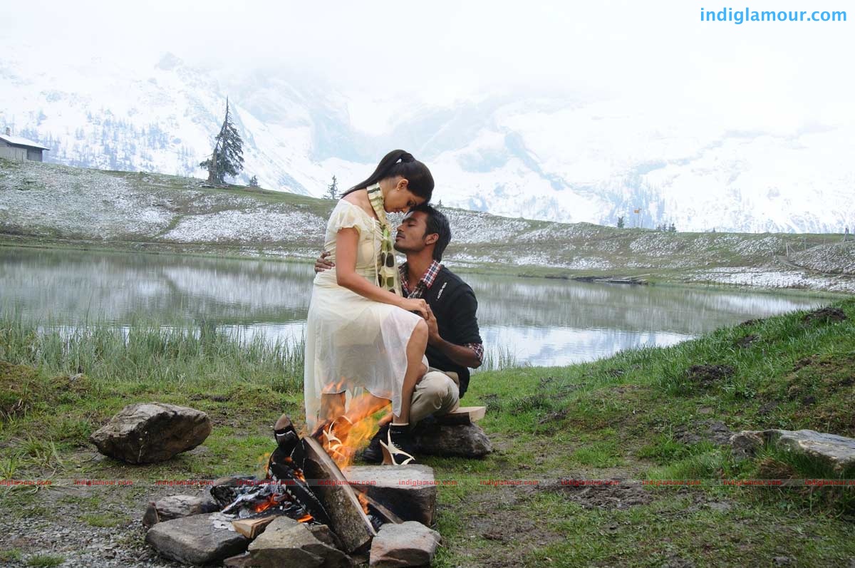 Uthama Puthiran Movie hd photo