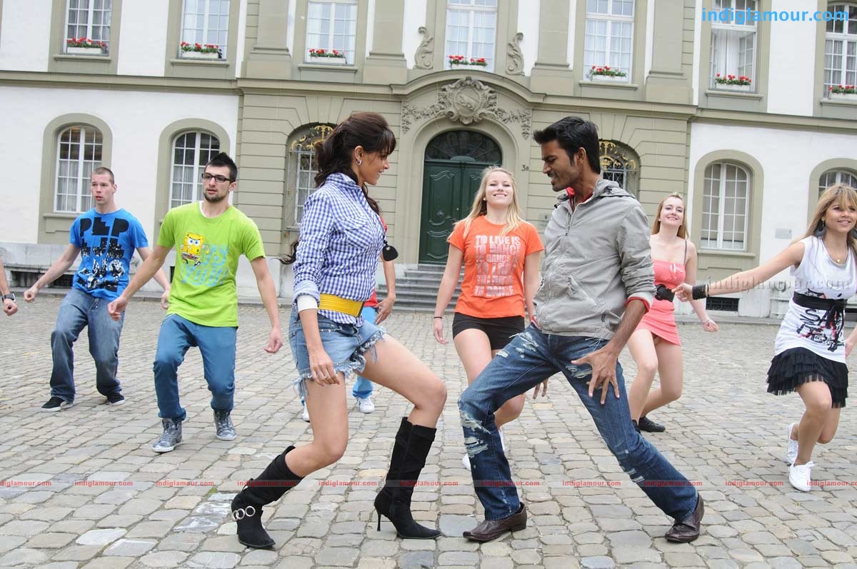 Uthama Puthiran Movie hd photo