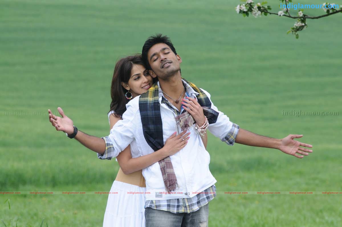 Uthama Puthiran Movie hd photo
