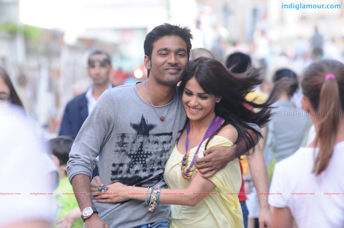 Uthama Puthiran Movie hd photo
