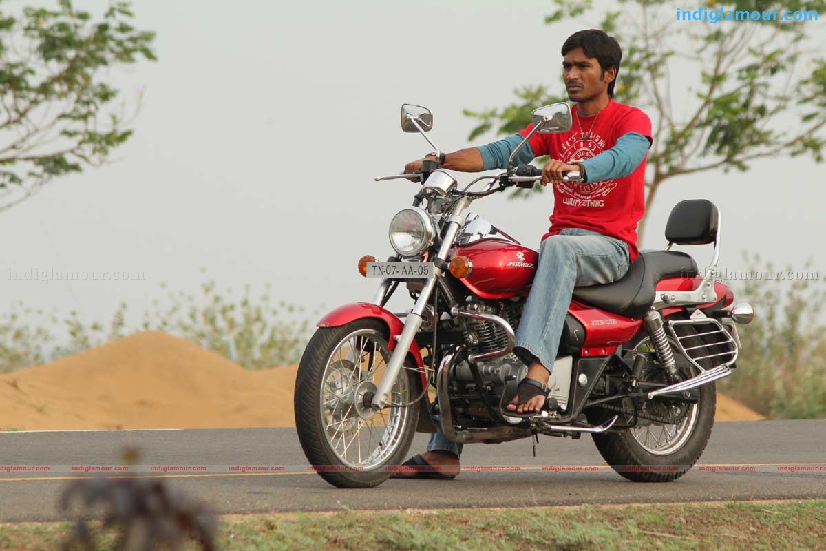Uthama Puthiran Movie hd photo