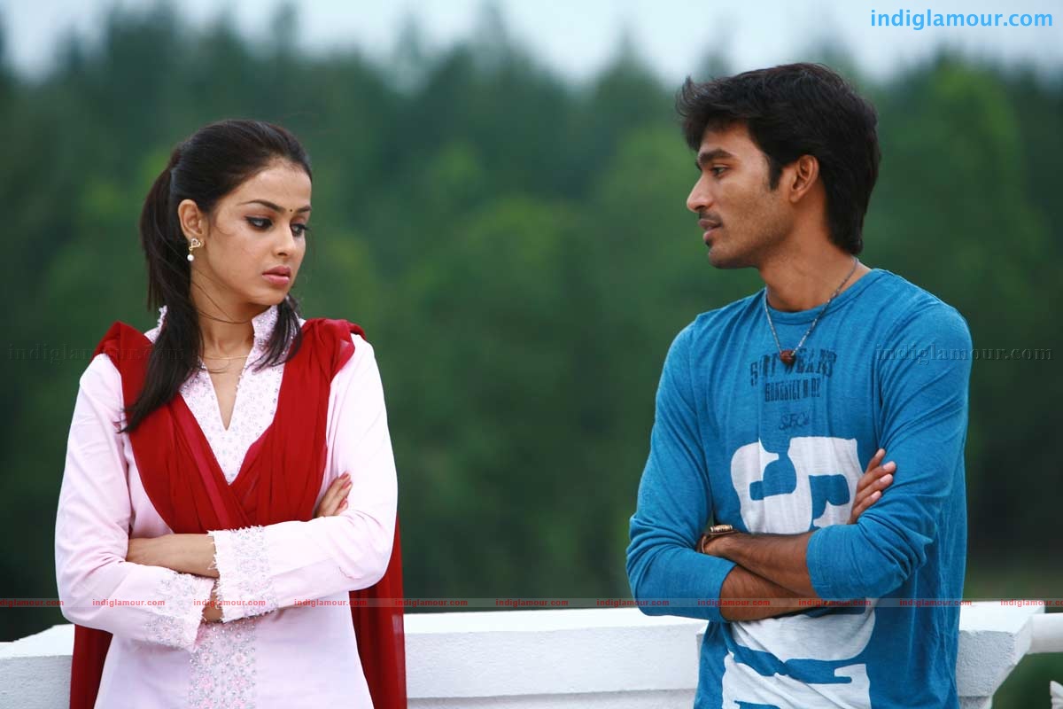 Uthama Puthiran Movie hd photo