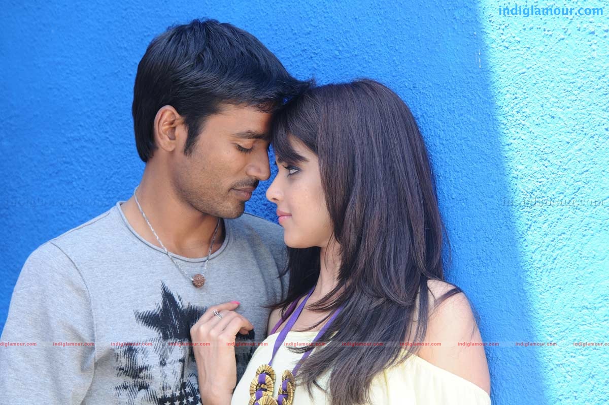 Uthama Puthiran Movie hd photo