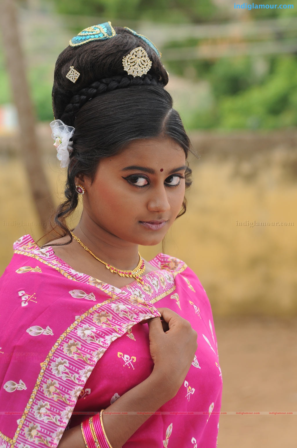 Konjam Veyil Konjam Mazhai Movie hd photo
