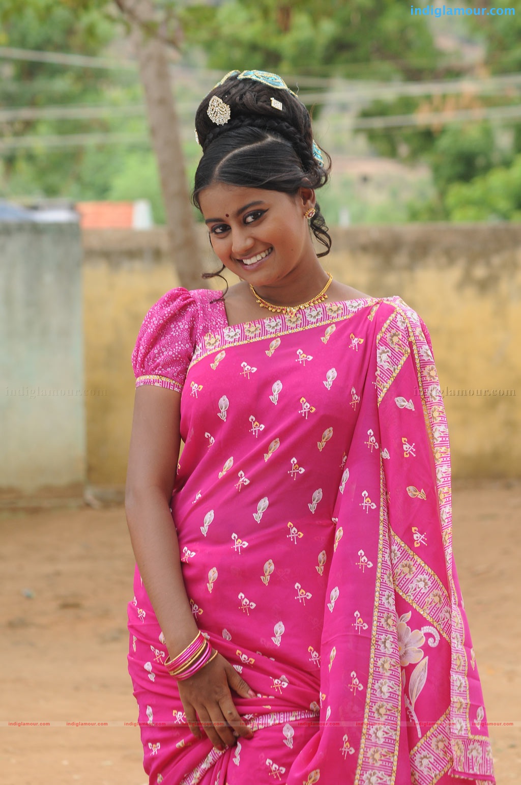 Konjam Veyil Konjam Mazhai Movie hd photo