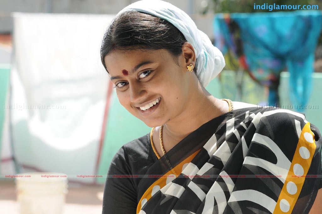 Konjam Veyil Konjam Mazhai Movie hd photo