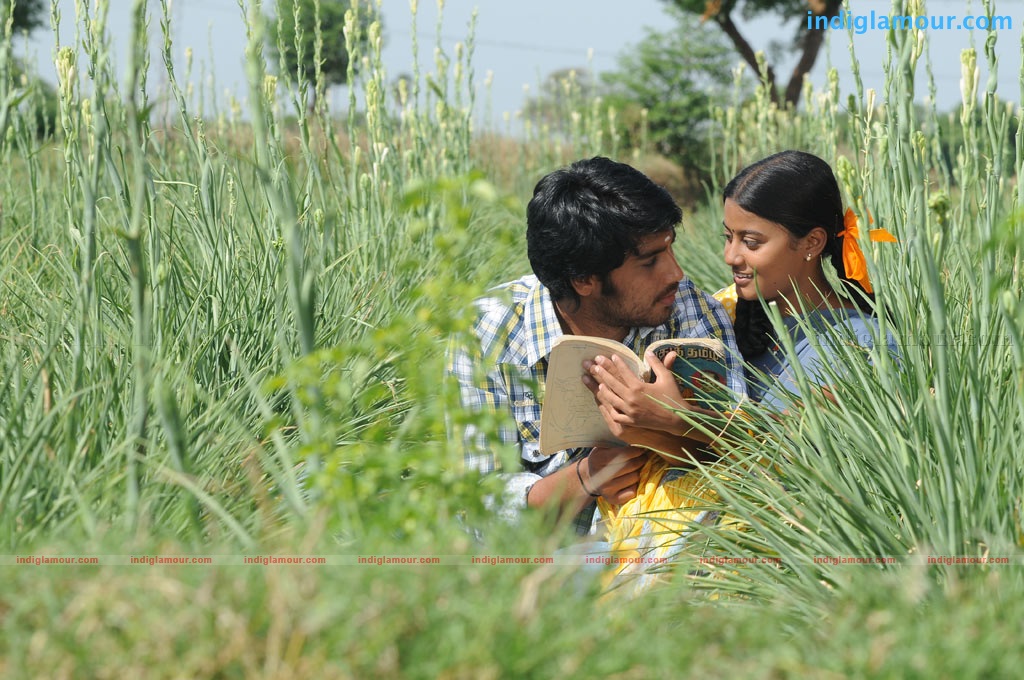 Konjam Veyil Konjam Mazhai Movie hd photo