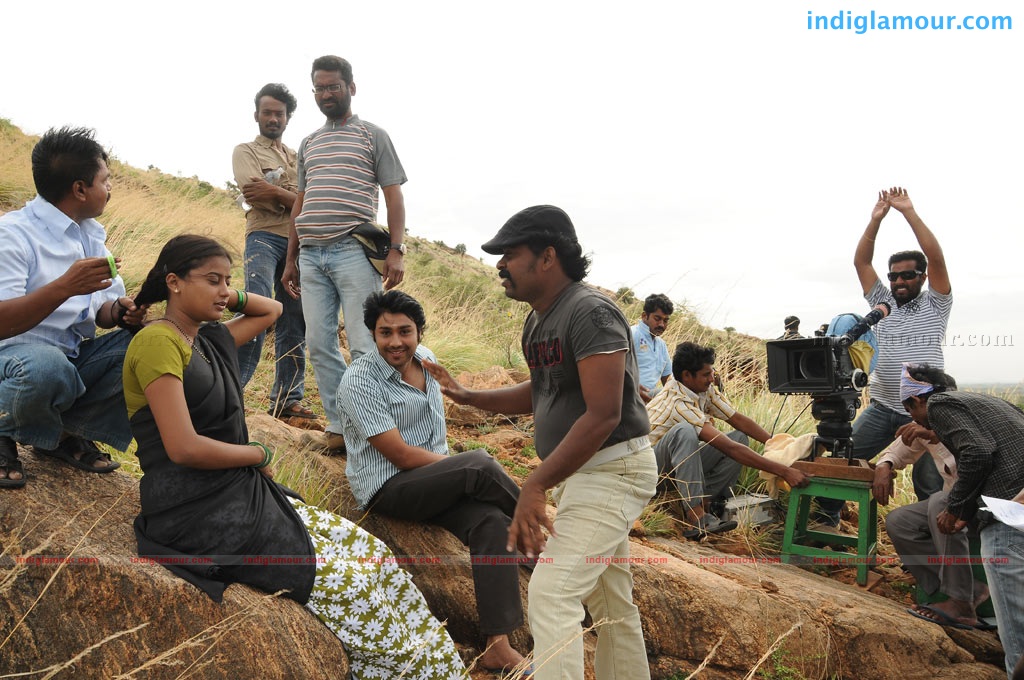 Konjam Veyil Konjam Mazhai Movie hd photo