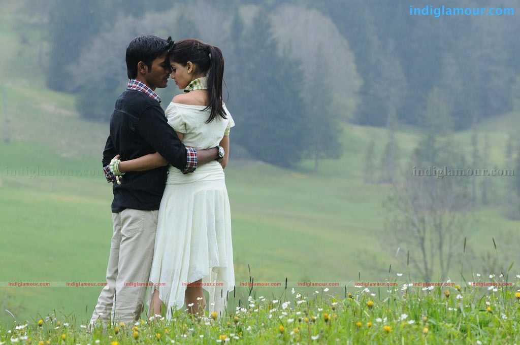 Uthamaputhiran Movie hd photo