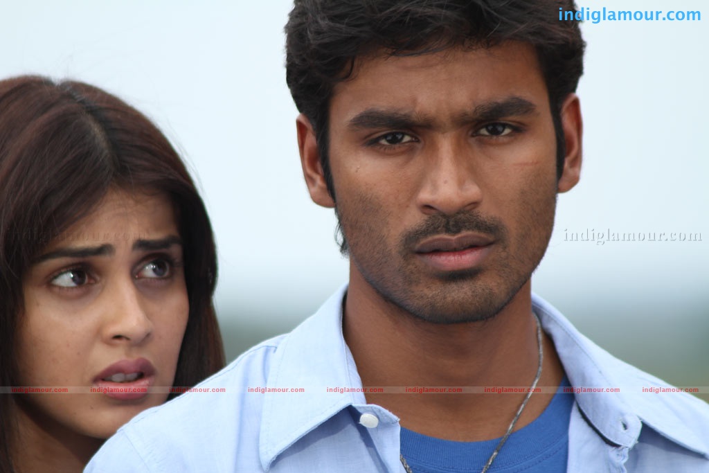 Uthamaputhiran Movie hd photo