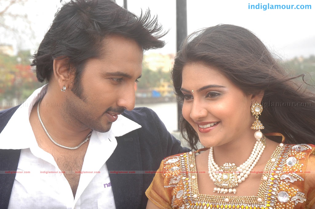 Ithanai Naalai Engirunthai Movie hd photo