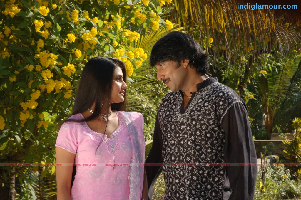 Ithanai Naalai Engirunthai Movie hd photo