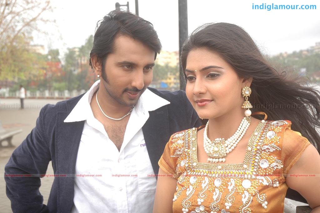 Ithanai Naalai Engirunthai Movie hd photo