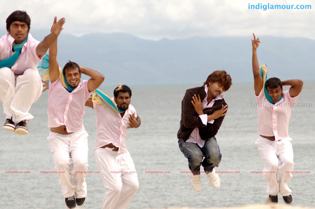 Kaavalan Movie hd photo
