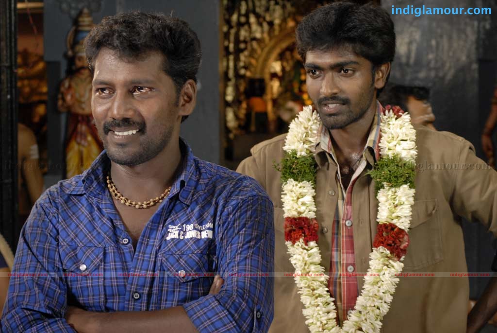 Mayavan Kadhal Movie hd photo