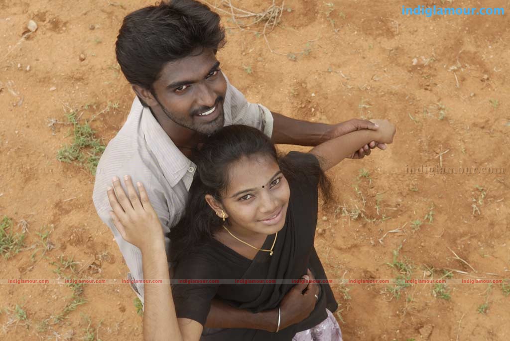 Mayavan Kadhal Movie hd photo