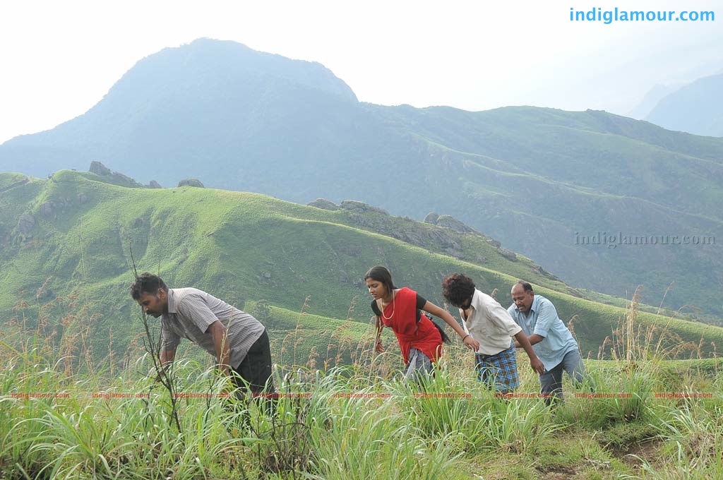 Mynaa Movie hd photo