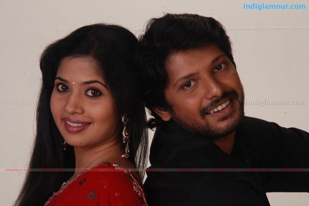 Oru Thuli Punnagai Movie hd photo