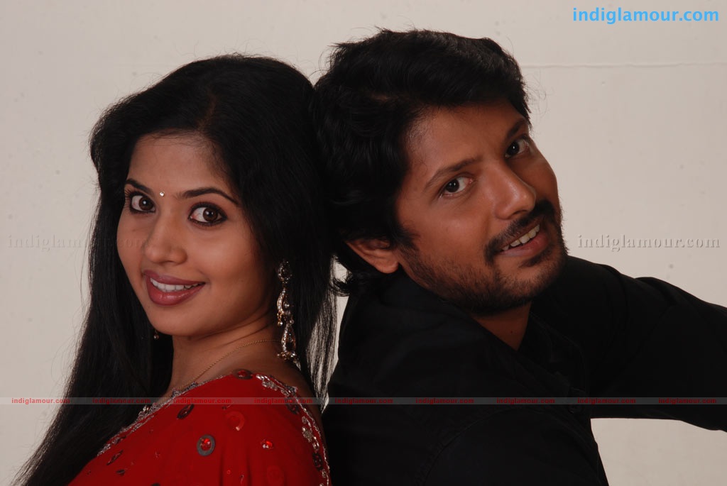 Oru Thuli Punnagai Movie hd photo