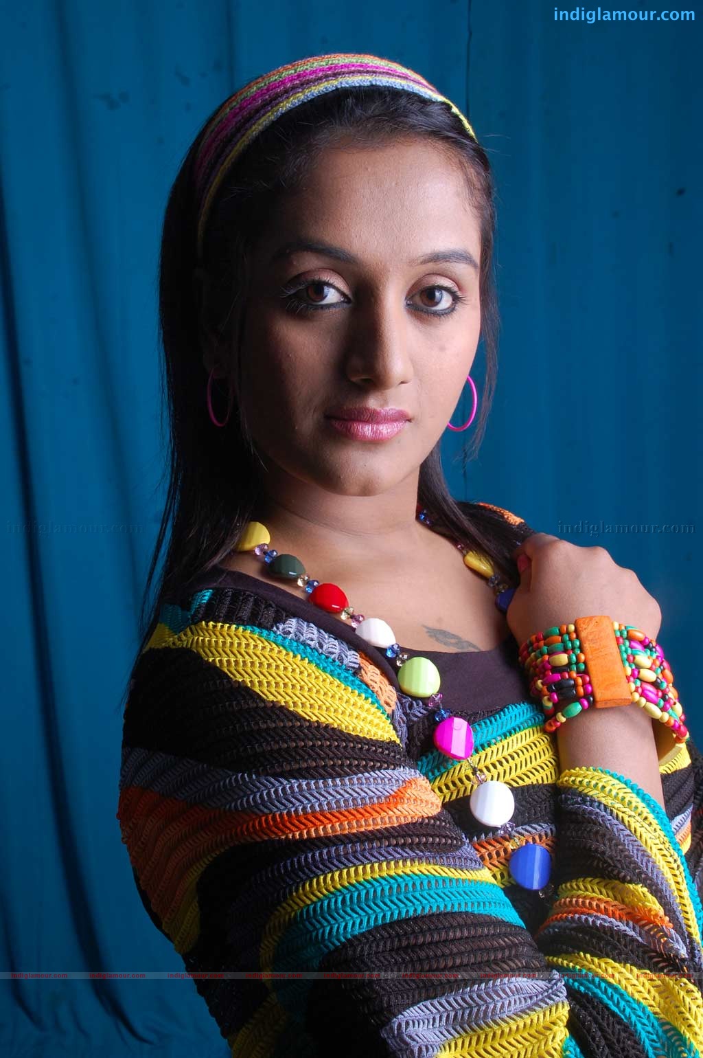 Pudhiya Theerpu Movie hd photo