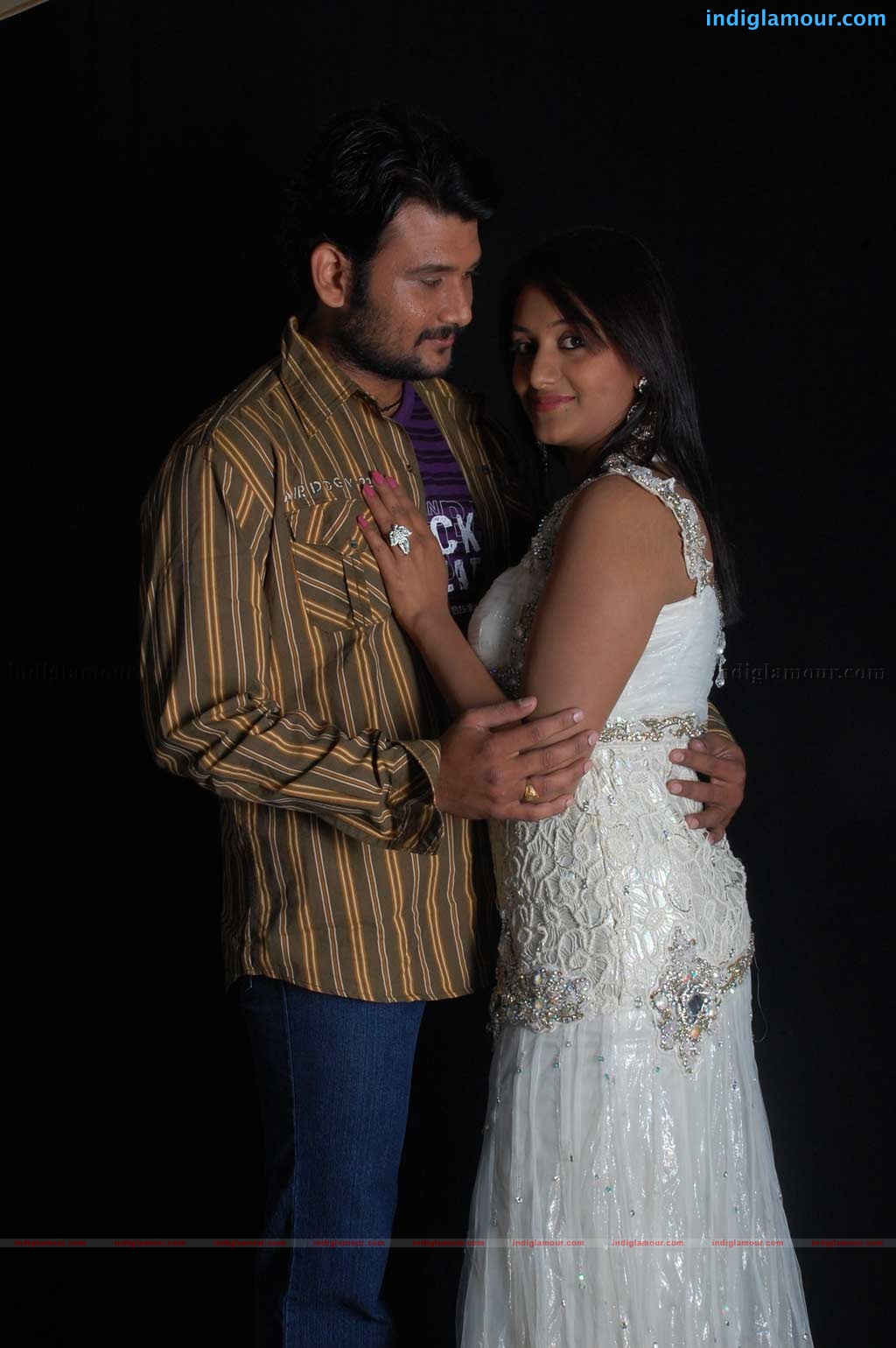 Pudhiya Theerpu Movie hd photo