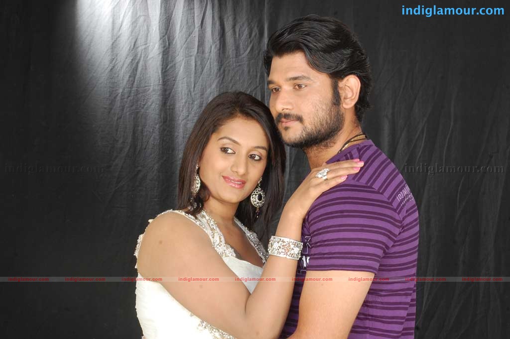 Pudhiya Theerpu Movie hd photo