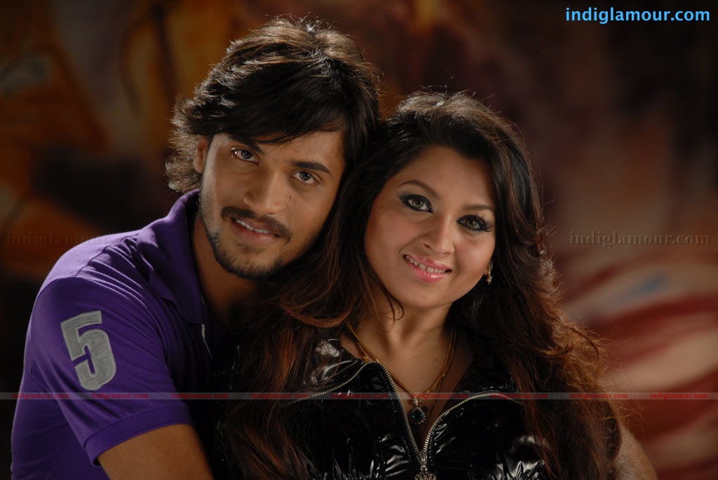 Thambi oorukku pudhusu Movie hd photo