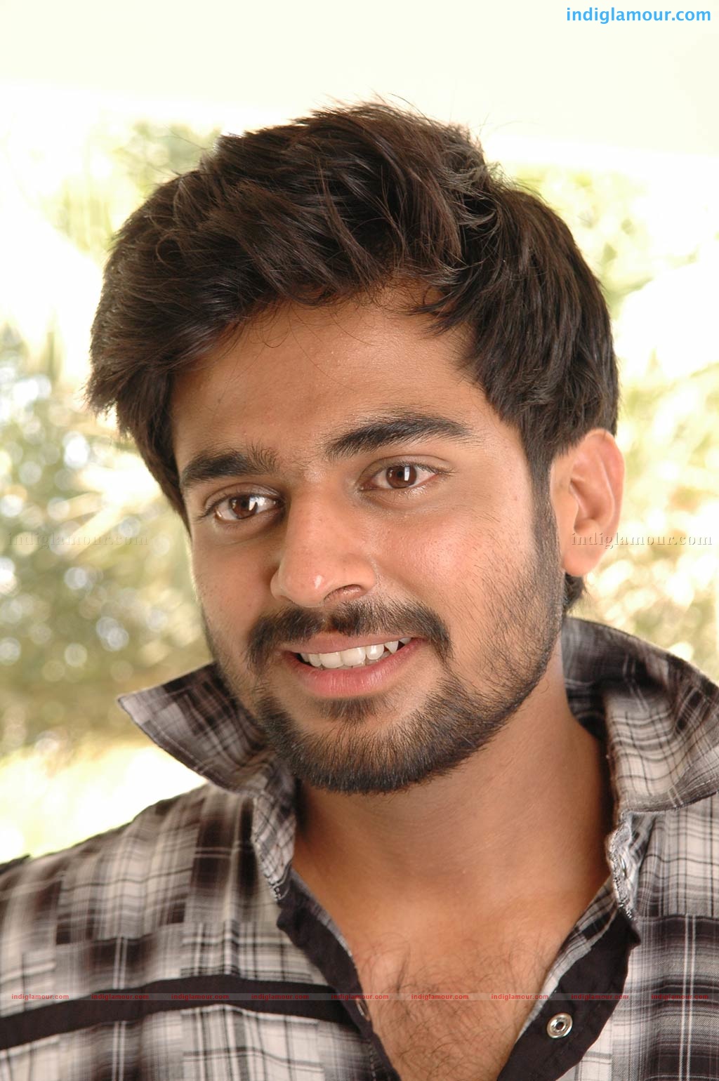 Vaadapoda Movie hd photo