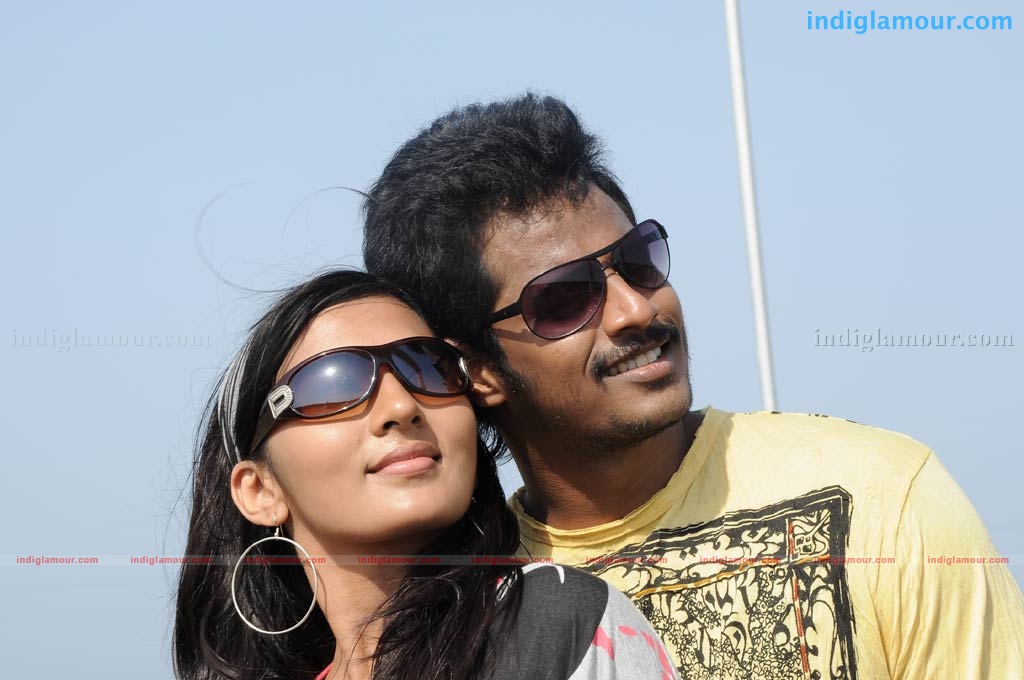 Vaadapoda Movie hd photo