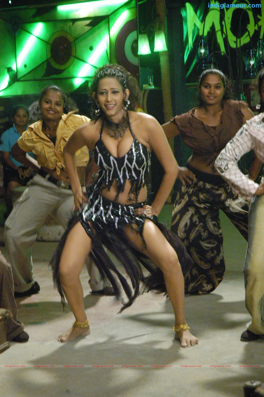 Marupadiyum Oru Kadhal Movie hd photo
