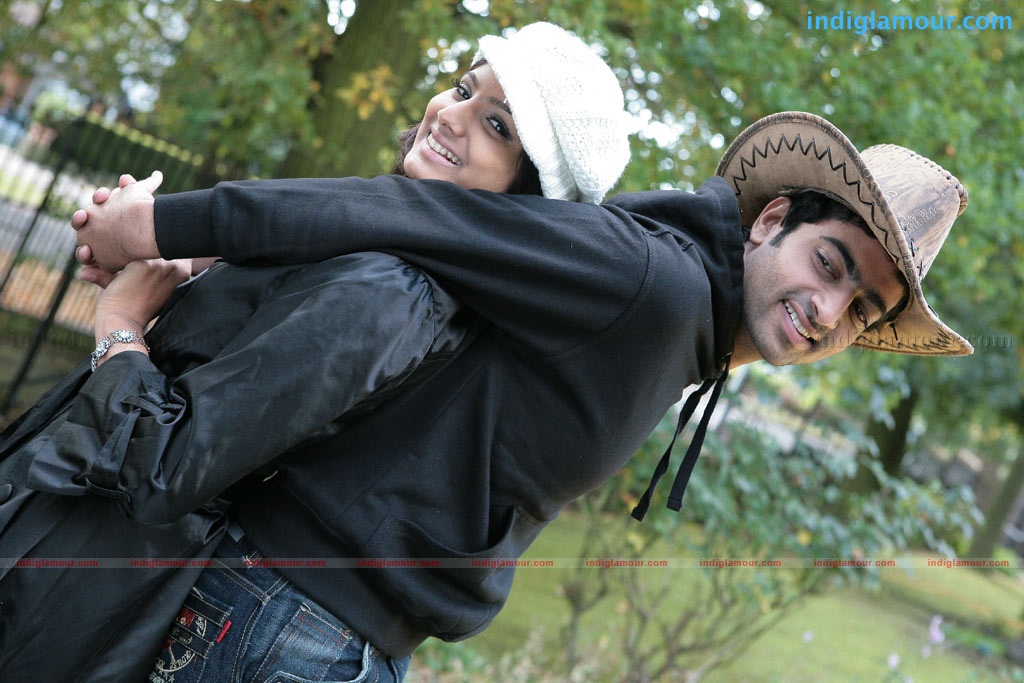 Marupadiyum Oru Kadhal Movie hd photo