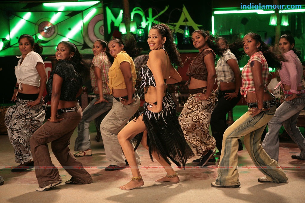 Marupadiyum Oru Kadhal Movie hd photo