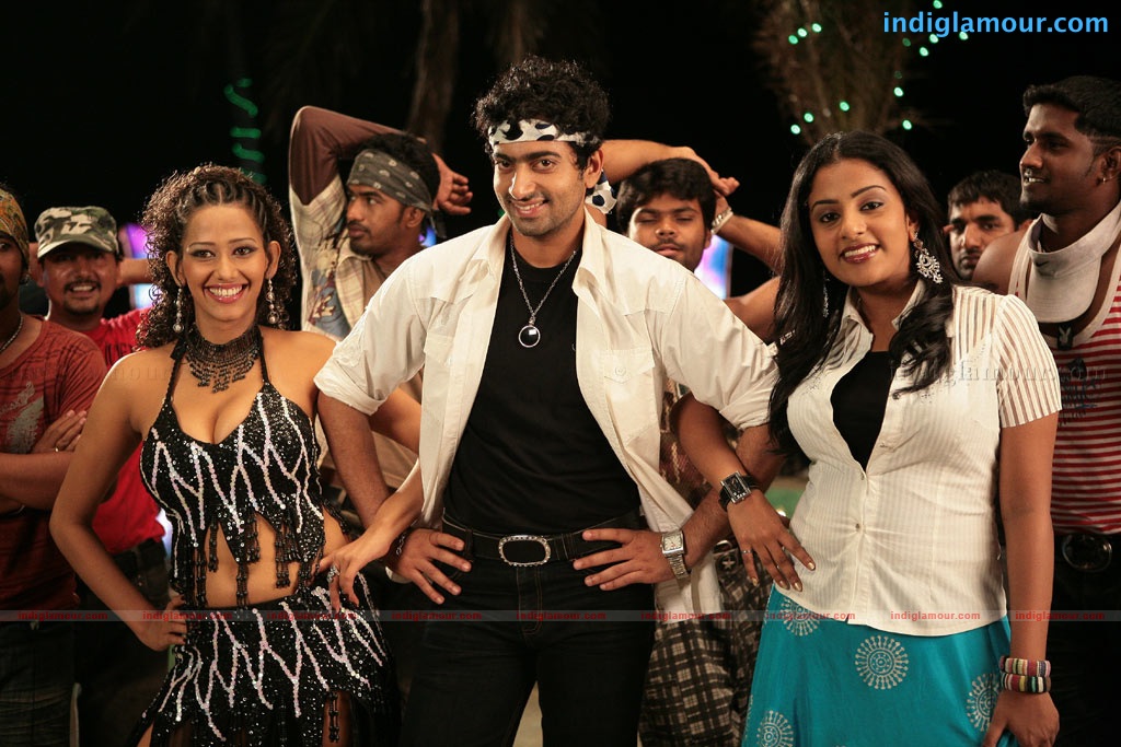 Marupadiyum Oru Kadhal Movie hd photo