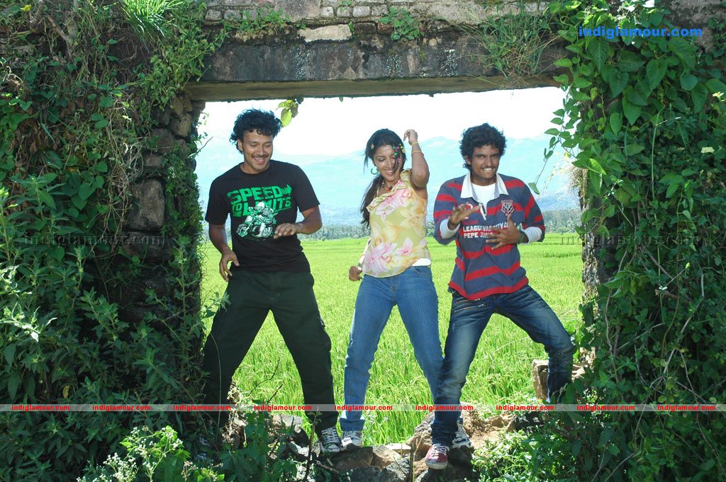 Suzhal Movie hd photo