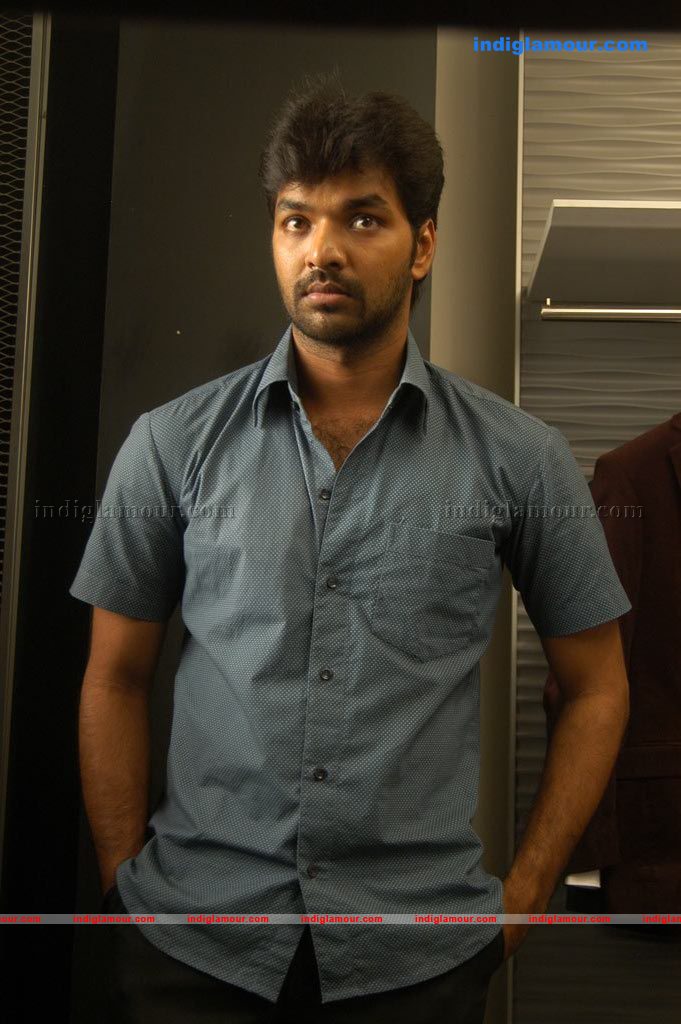 Engeyum Eppothum Movie hd photo