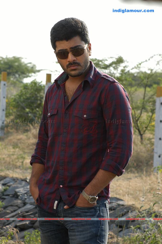 Engeyum Eppothum Movie hd photo