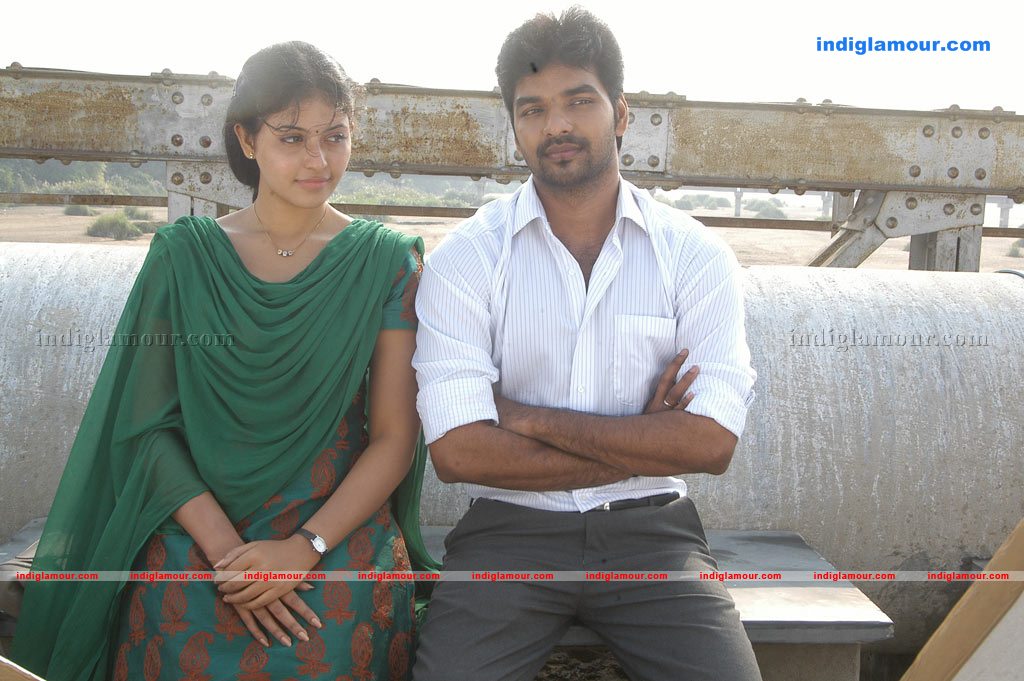 Engeyum Eppothum Movie hd photo