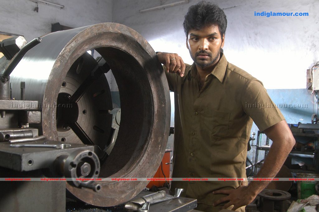 Engeyum Eppothum Movie hd photo