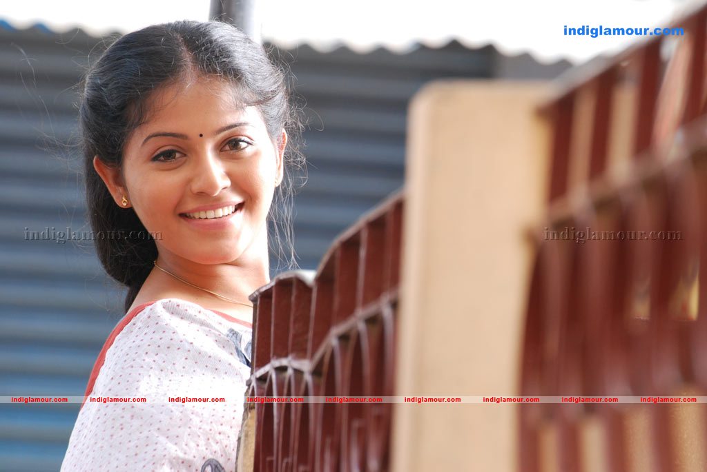 Engeyum Eppothum Movie hd photo