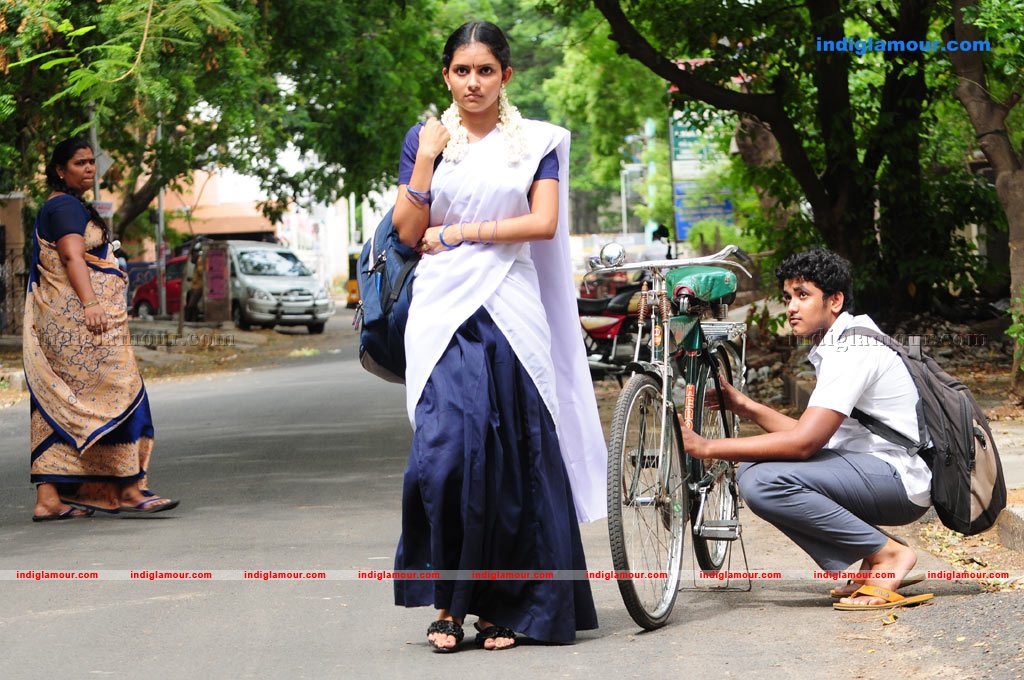 Saattai Movie hd photo