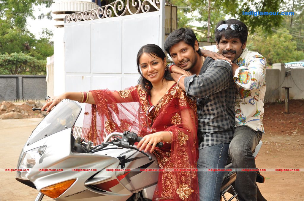 Siruvani Movie hd photo