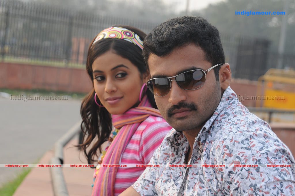 Vellore Mavattam Movie hd photo