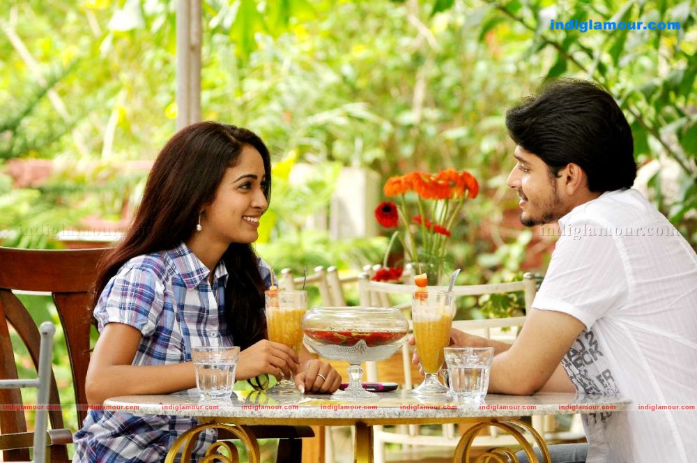 Konjam Koffee Konjam Kaadhal Movie hd photo