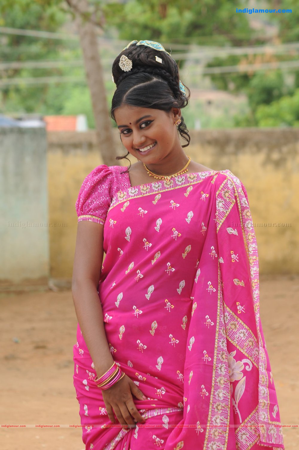 Konjam Veyil Konjam Mazhai Movie hd photo