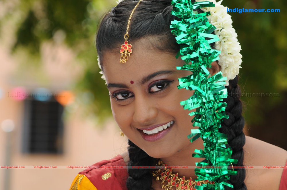 Konjam Veyil Konjam Mazhai Movie hd photo