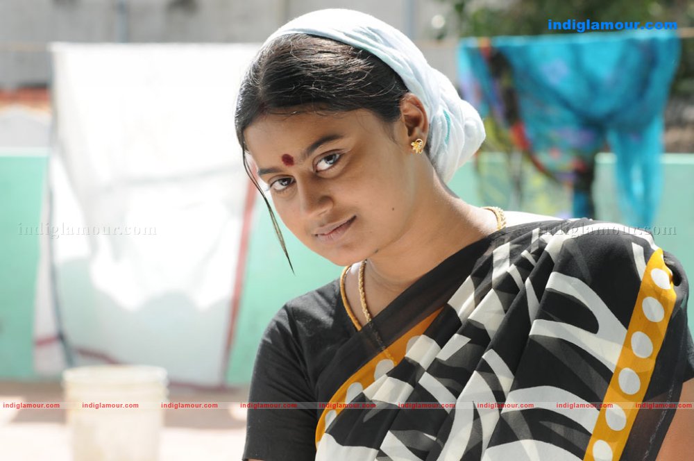 Konjam Veyil Konjam Mazhai Movie hd photo