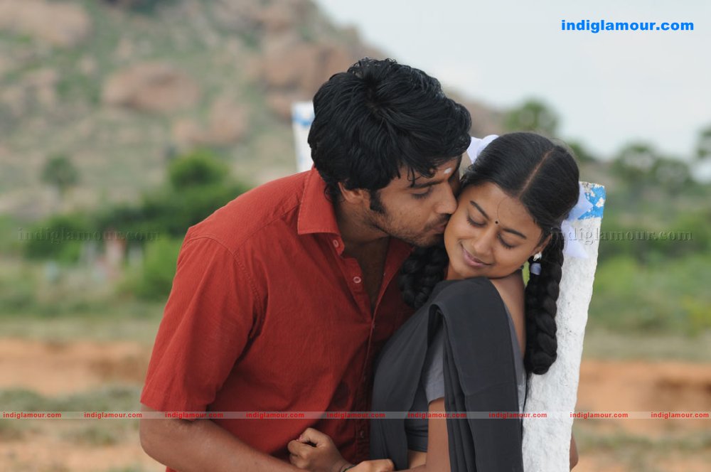 Konjam Veyil Konjam Mazhai Movie hd photo