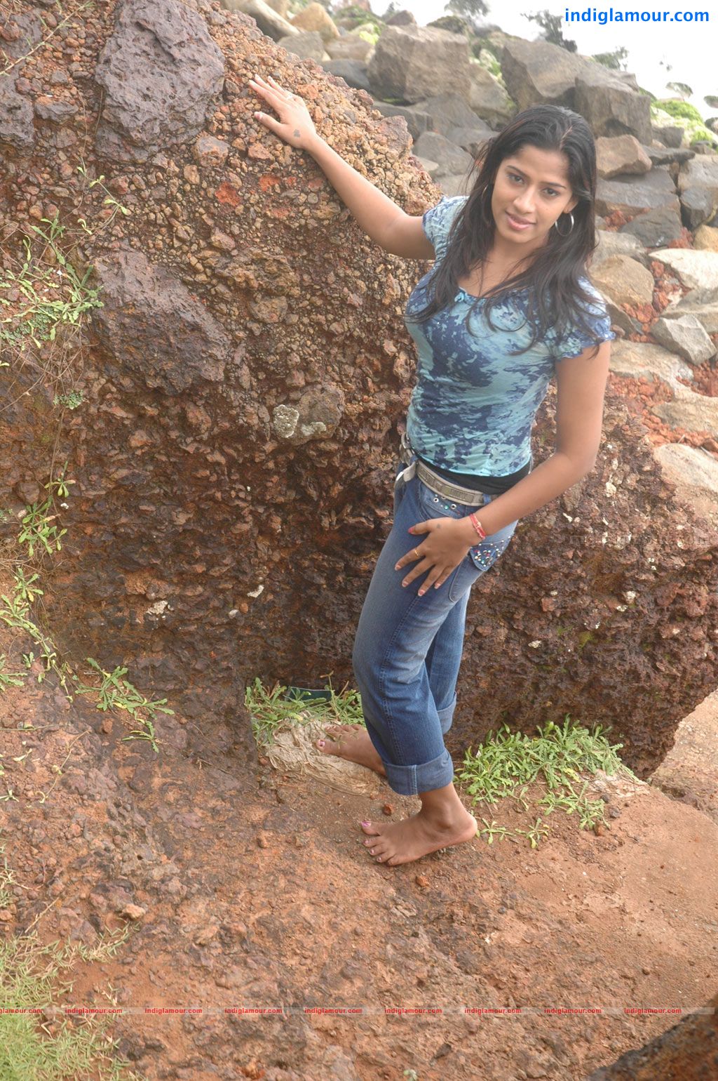 Aduthaduthu Movie hd photo